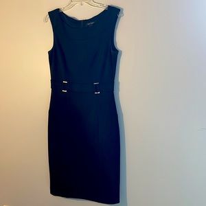 Dress it up with a blazer or accessories. White House Black Market Size 8.